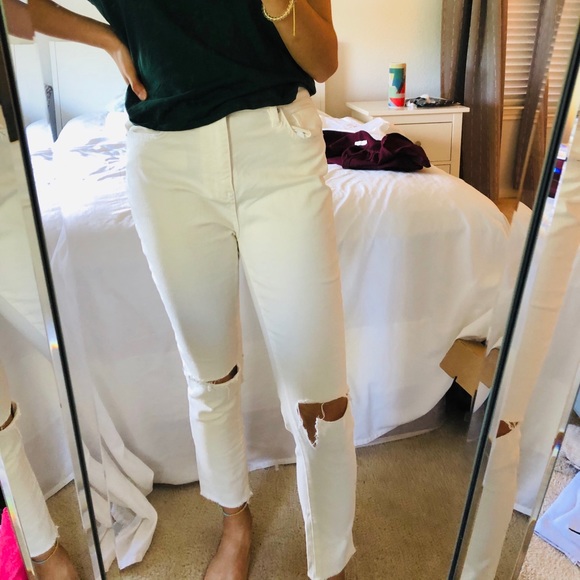 BDG Twig Ripped Jeans - Picture 1 of 4